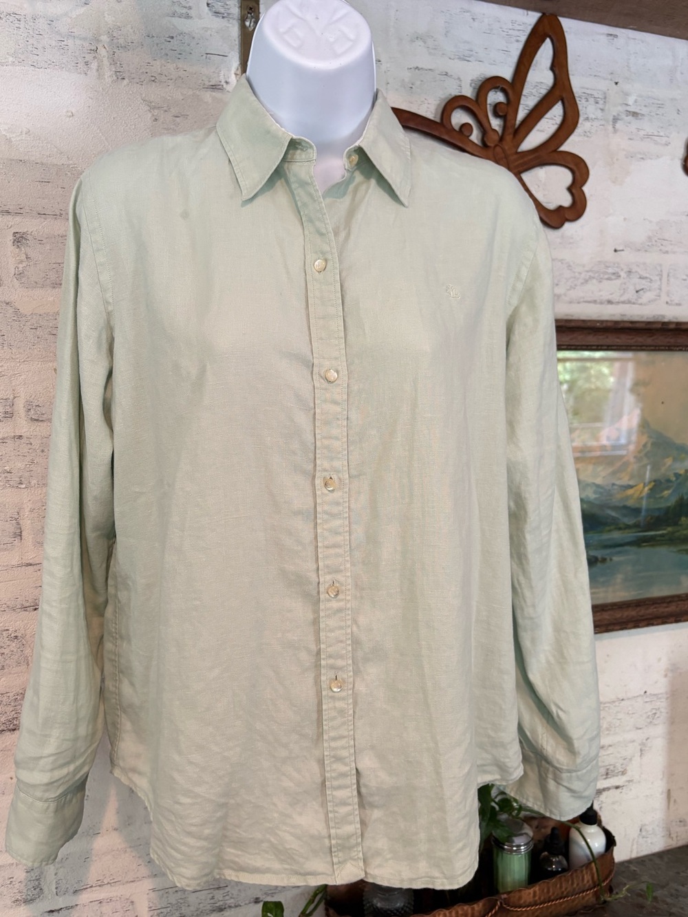 Ralph Lauren light green 100% linen button-down blouse - Picture 2 of 7
